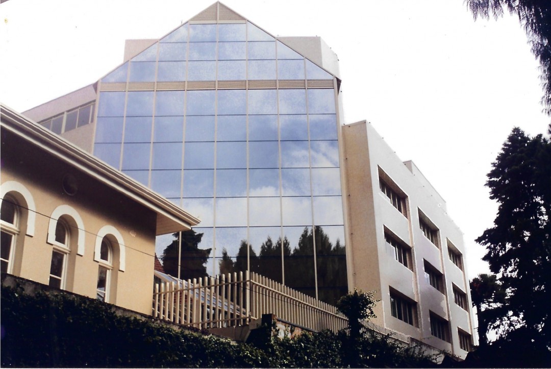 Edifício de Escritórios BATEL OFFICE CENTER